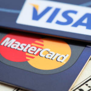 Mastercard Debit наспроти кредитни картички за онлајн депозити во казино