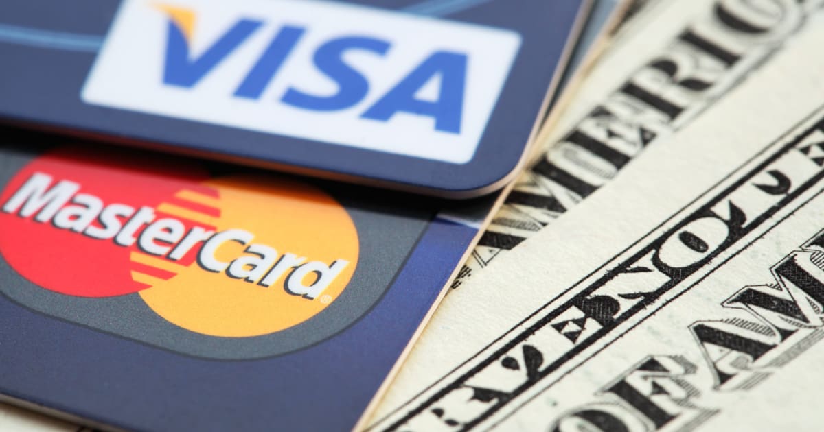 Mastercard Debit наспроти кредитни картички за онлајн депозити во казино